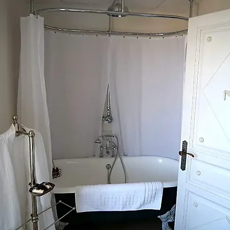 Pastis Saint-tropez 4*