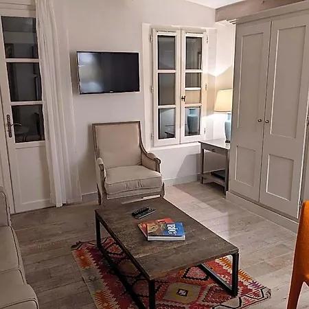 Pastis Saint-tropez Hotel 4*