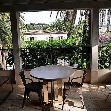 Pastis Saint-tropez 4*